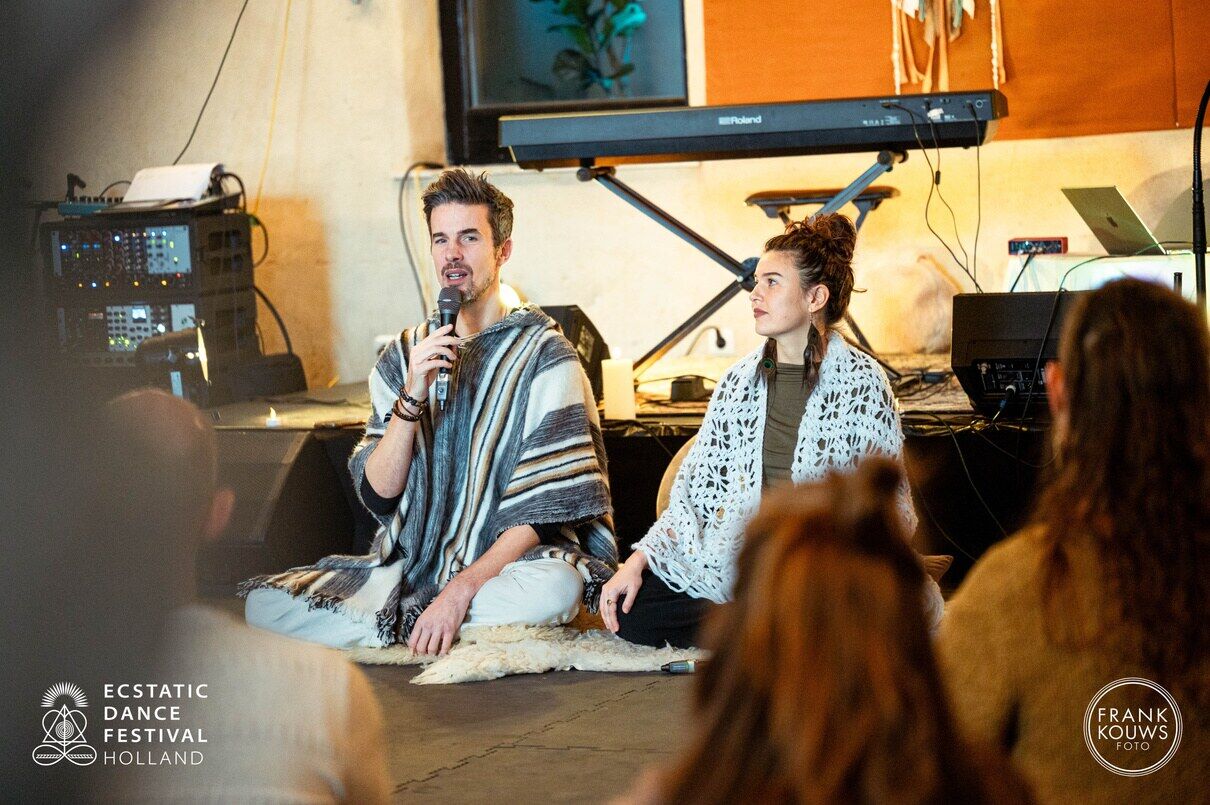 A workshop session in daylight